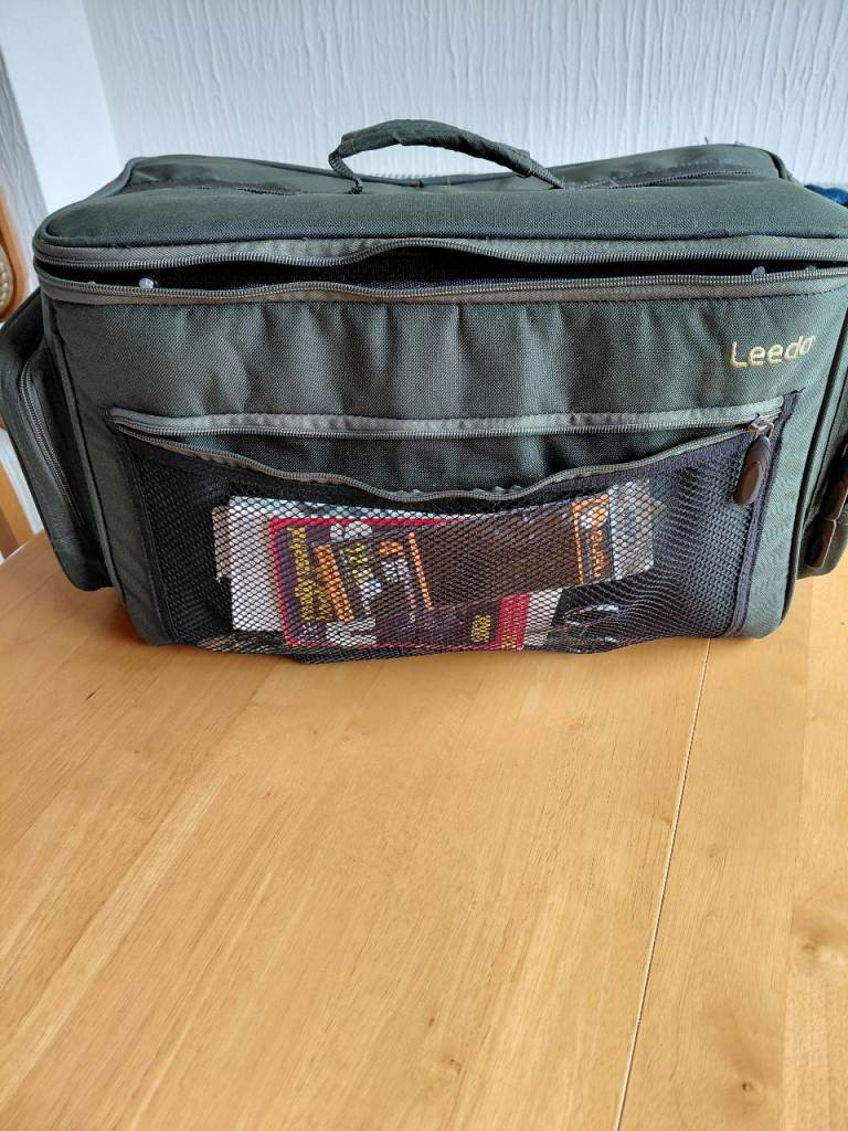 Leeda Fishing Tackle Bag & Tackle Box – Good Condition
