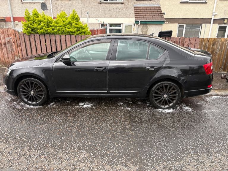 Skoda, OCTAVIA, Hatchback, 2015, Manual, 1598 (cc), 5 doors