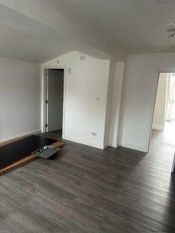 6 Bed Beautiful spacious house with drive 