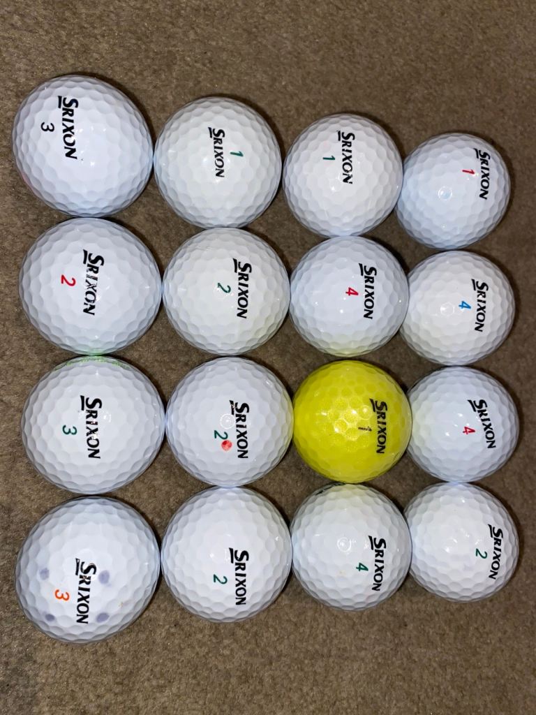 16 Srixon Golf Balls
