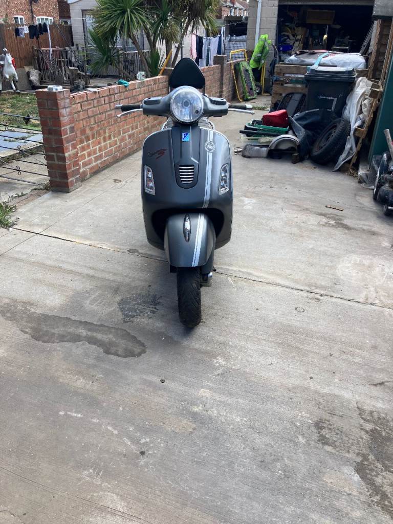 2013 Piaggio Vespa  Gts 300 Supersport