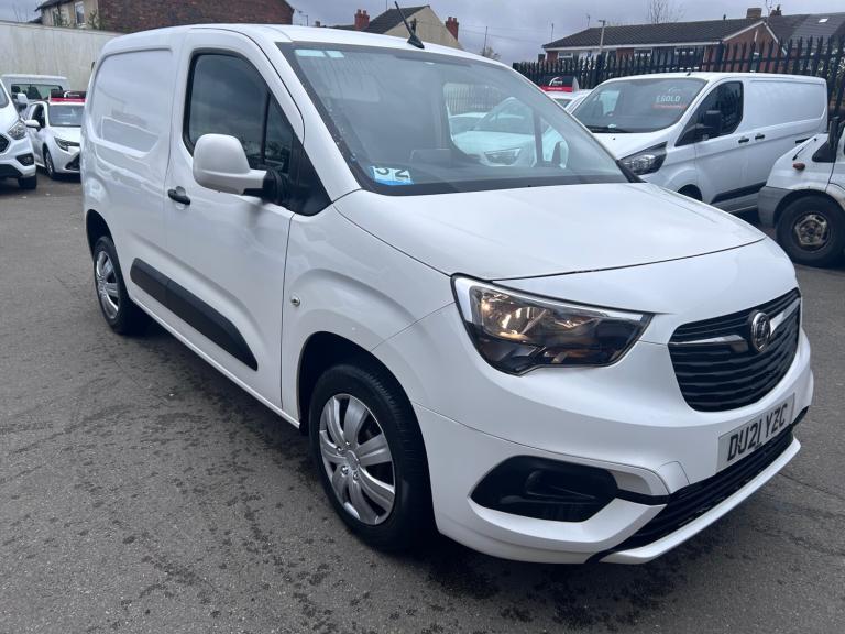 2021 Vauxhall Combo 2300 1.5 Turbo D 100ps H1 Sportive Van PANEL VAN Diesel Manual