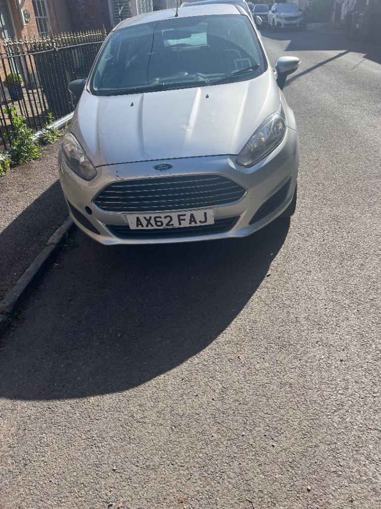 Ford, FIESTA, Hatchback, 2013, Manual, 1241 (cc), 5 doors