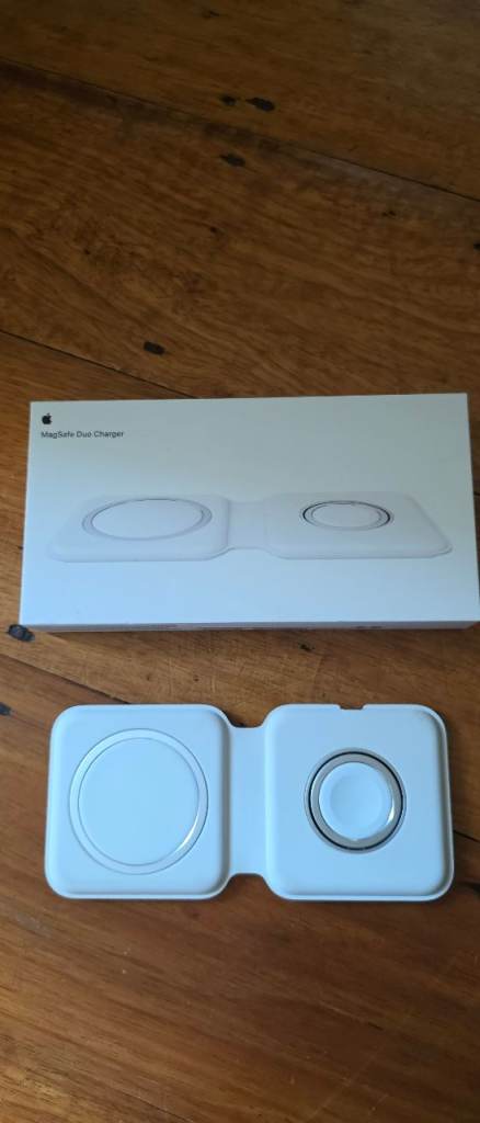 Apple MagSafe Duo Charger - As Good As New
