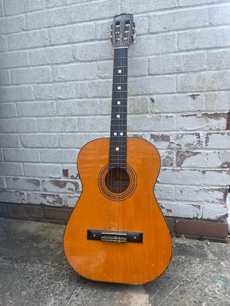 Old Acoustic Guitar – Natural Wood Finish