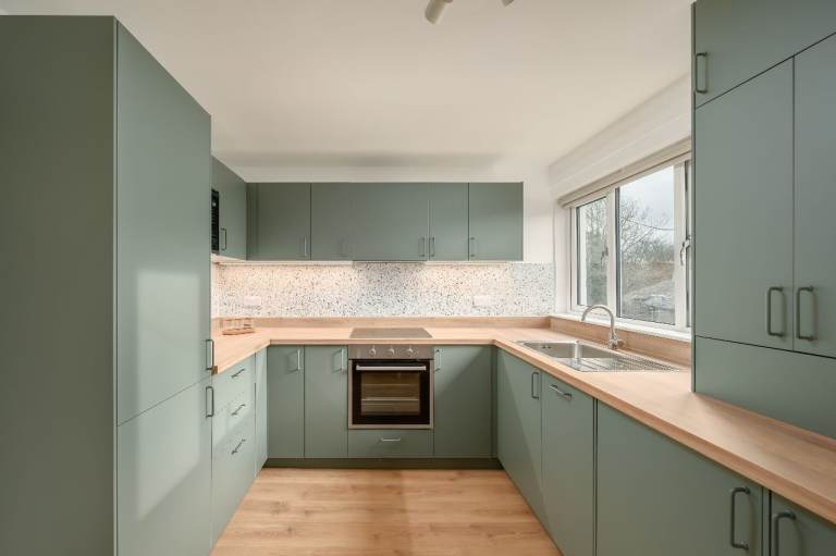 Bright all new 3 Bed HMO flat in Prestonfield