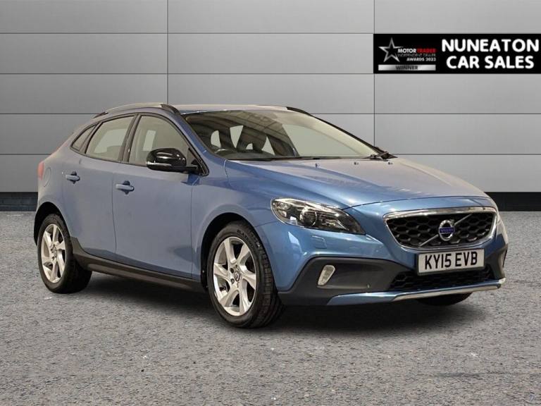2015 Volvo V40 D2 Cross Country Lux Nav 5dr HATCHBACK DIESEL Manual