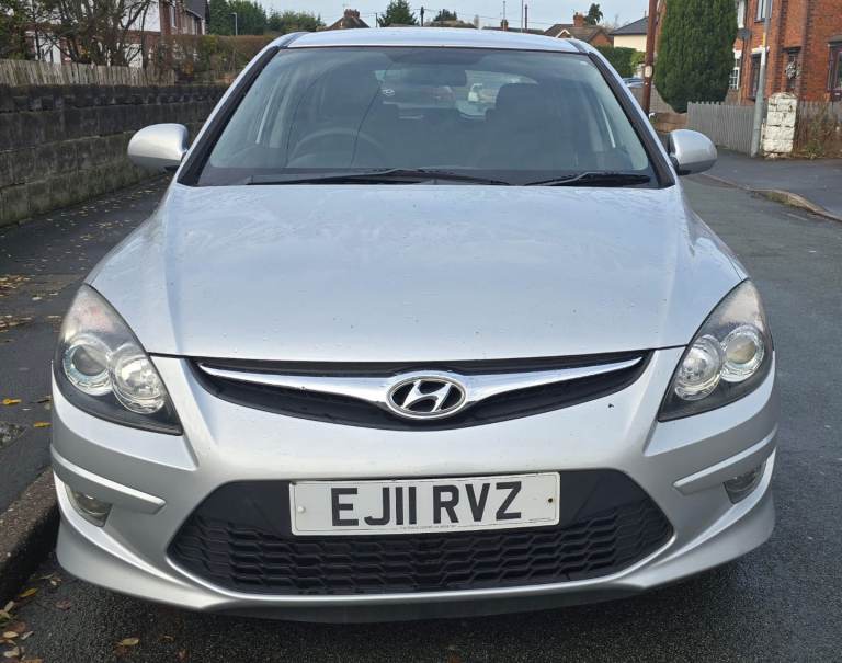 Hyundai i30 1.4 5dr Ford nissan toyota Vauxhall Volkswagen renault peugeot skoda suzuki honda 