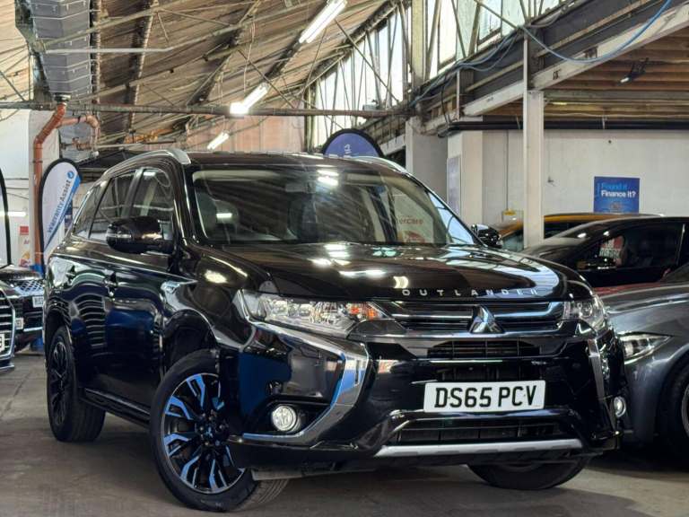 Mitsubishi Outlander 2.0h 12kWh GX4h SUV 5dr Petrol Plug-in Hybrid CVT 4WD Euro 6 (s/s) (200 ps) ...