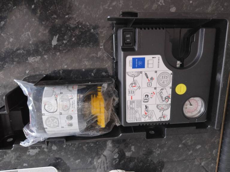 Mercedes-Benz TireFIT puncture repair kit