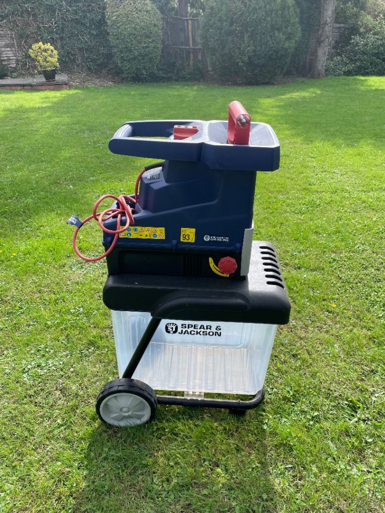 Spear & Jackson S28ES Crushing Quiet Garden Shredder - 2800W