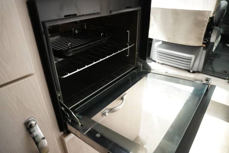 2021 Fiat AUTO-SLEEPERS WARWICK XL 2.3 MultiJetII 35 Maxi Panel Van 5dr Diesel Manual LX H2 Euro ...