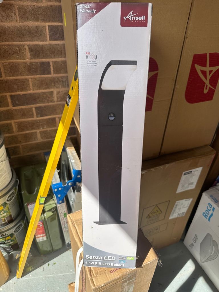 BRAND NEW ANSELL SENZA LED BOLLARD LIGHTS PIR