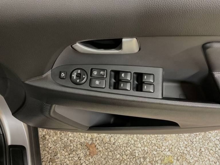 2014 Kia Sportage 1.7 CRDi EcoDynamics 3 SUV 5dr Diesel Manual 2WD Euro 5 (s/s) (114 bhp) ESTATE ...