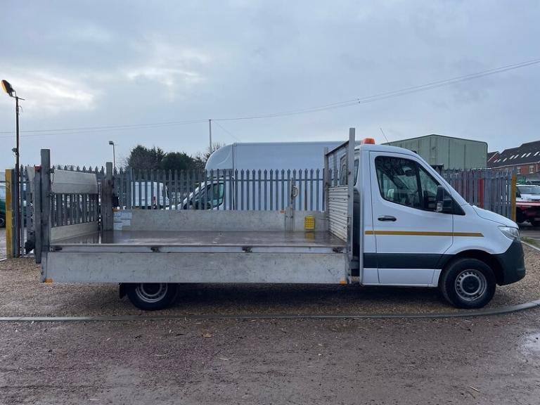 Mercedes-Benz Sprinter 315 2.0 CDI Progressive L3 LWB DROPSIDE TAIL LIFT - WHITE