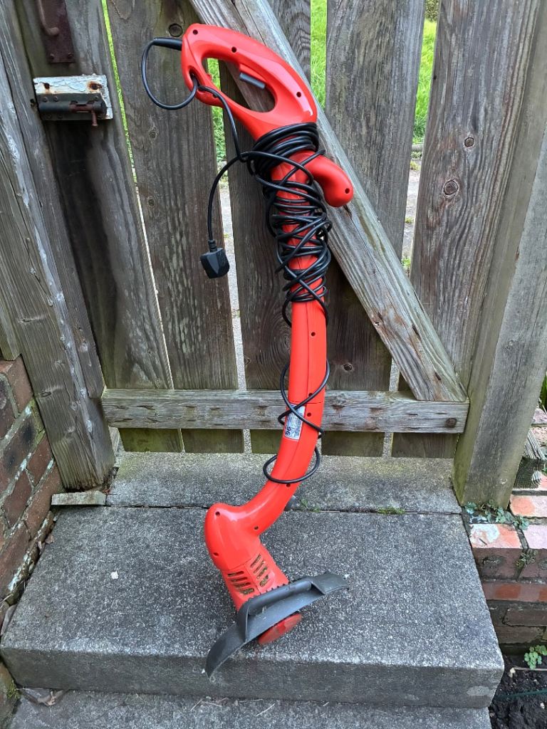 Flymo PWT23 grass strimmer corded