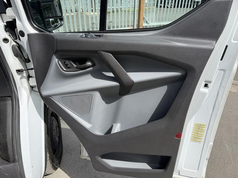 2015 Ford Transit Custom TDCi 270 ECOnetic Panel Van Diesel Manual