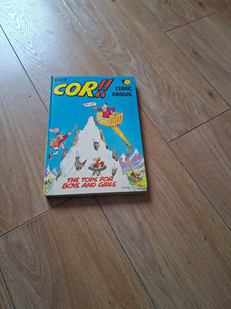 Vintage 1977 Cor!! Comic Annual – The Tops for Boys and Girls