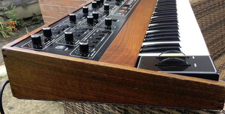 Sequential Circuits Prophet 5 rev2 + MIDI + Manual (1979)