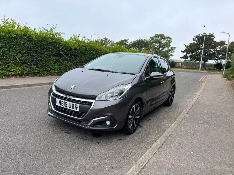 Peugeot, 208, Hatchback, 2019, Manual, 1199 (cc), 5 doors