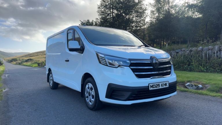 Renault, TRAFIC, Panel Van, 2025, Manual, 1997 (cc)