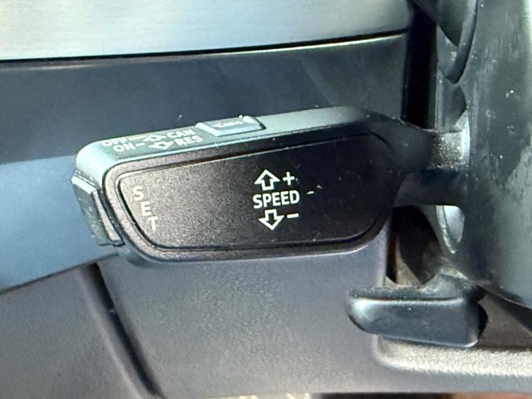 ** MUST SEE ** 2016 (65) Audi Q7 3.0 TDI V6 272 Quattro S line Auto 7 seater 4X4