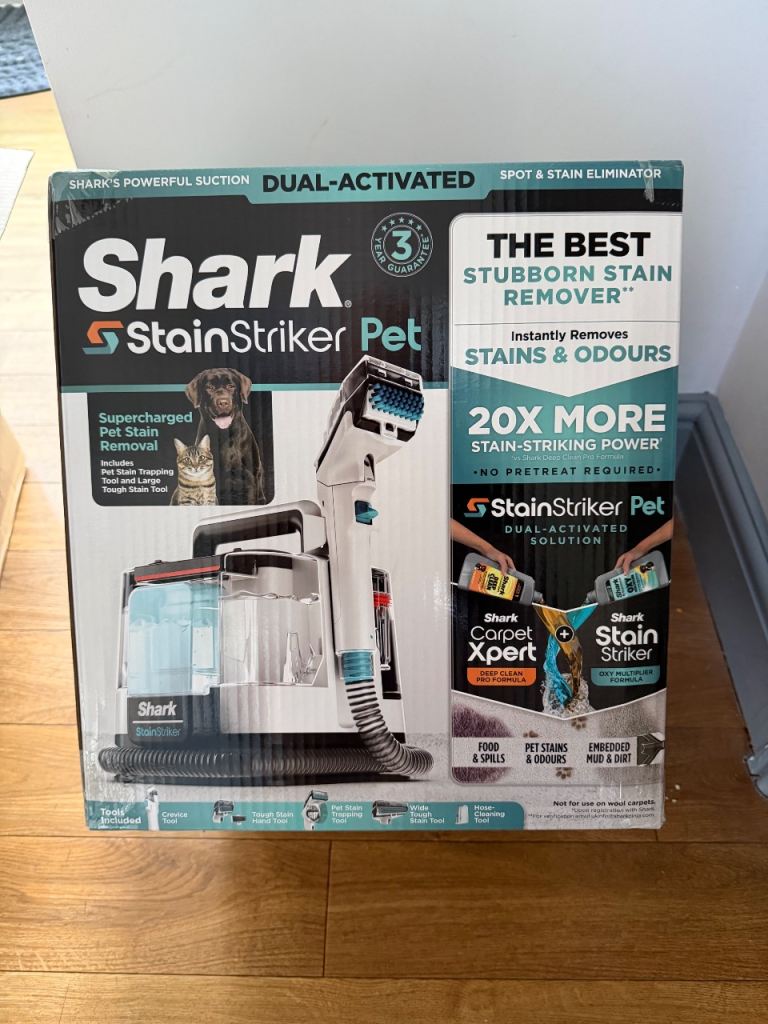 Shark stainstriker pet - brand new