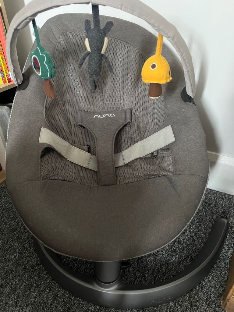 Nuna LEAF Grow Bouncer