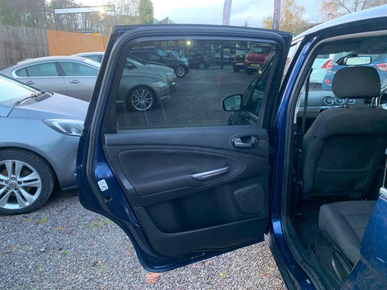 2011 Ford S-Max 2.0 TDCi Titanium Powershift Euro 5 5dr MPV Diesel Automatic