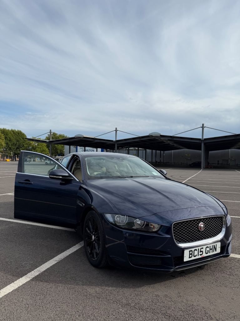 JAGUAR XE PRESTIGE D AUTO 2015