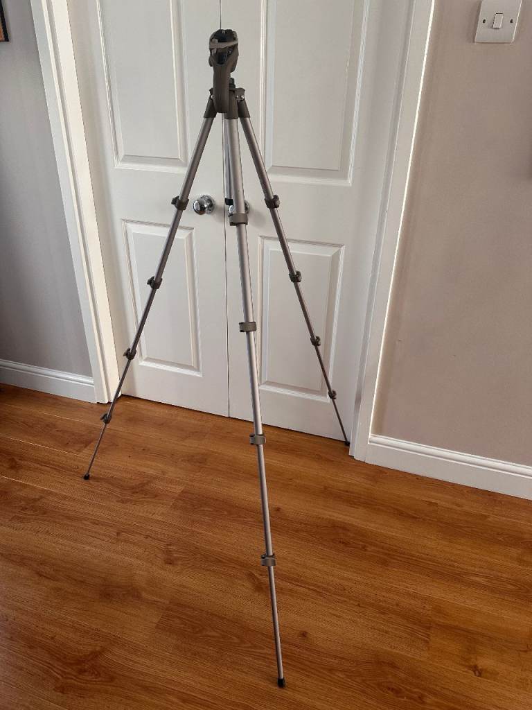 Manfrotto Compact Tripod