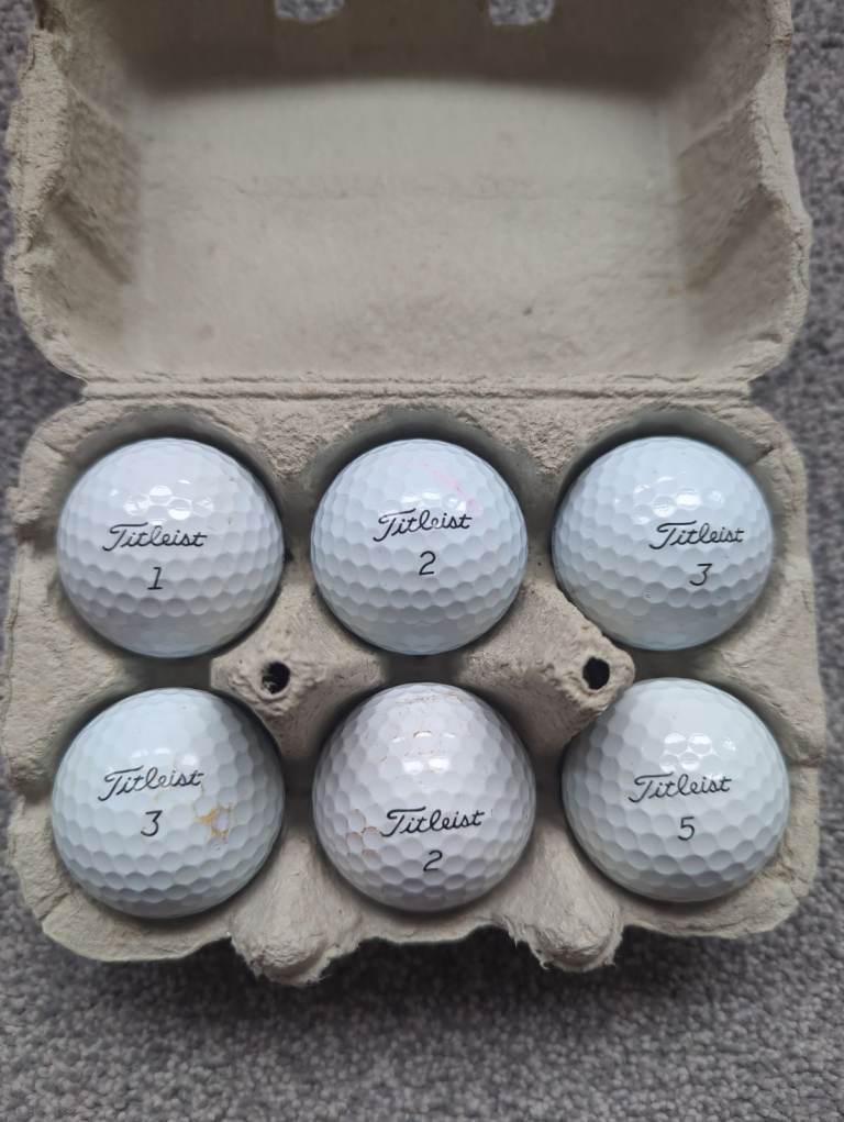 Titleist Pro V1 balls