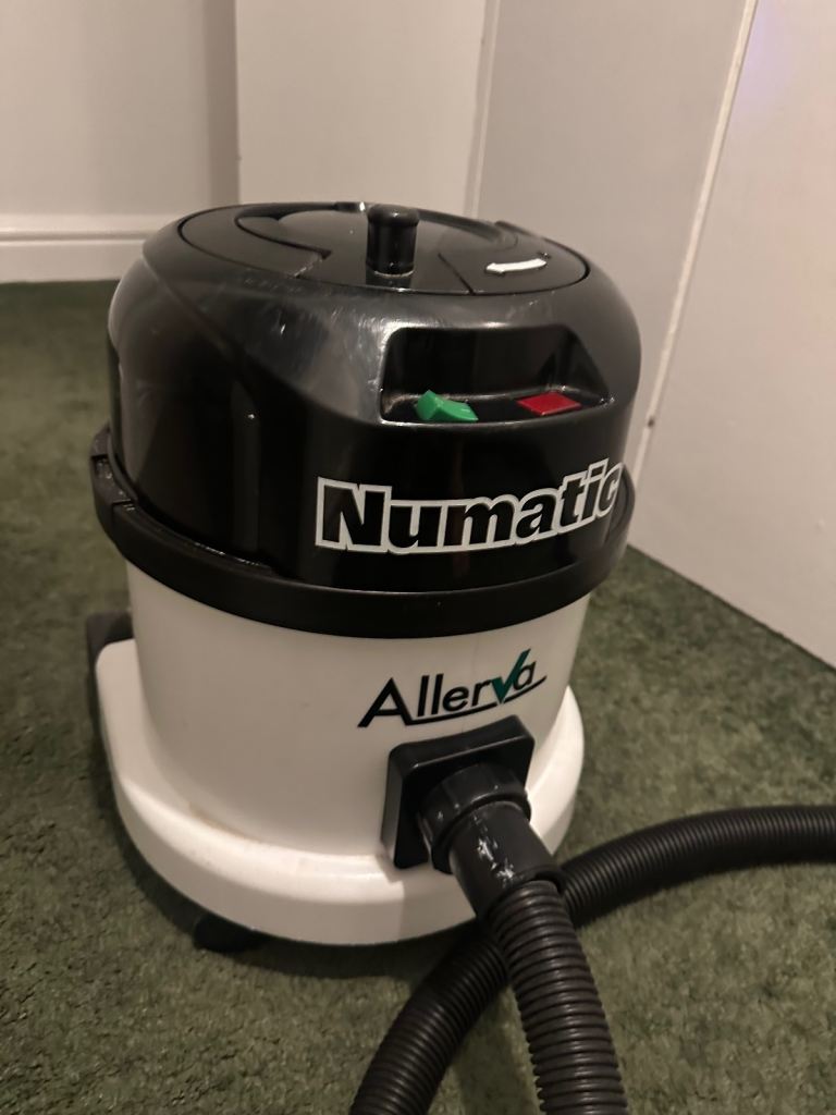 NUMATIC HOOVER VACUUM CLEANER  PPH320 