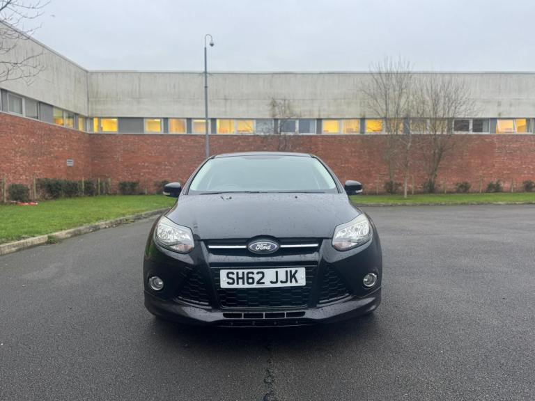 Ford, FOCUS, Hatchback, 2012, Manual, 998 (cc), 5 doors