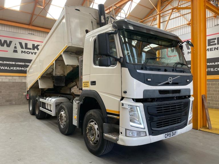 VOLVO FM 370 *EURO 6* 8X4 ALUMINIUM INSULATED TIPPER – 2015 – CP15 DAY