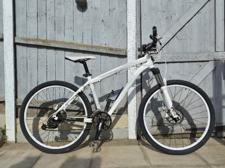 Specialized Rockhopper SL Comp Mountain Bike – RockShox Forks & Hydraulic Disc Brakes