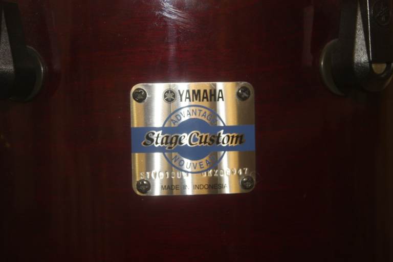 Yamaha Stage Custom Advantage Nouveau Cranberry Red Full Drum Kit 22in Bass + Hardware ~ £550 ono