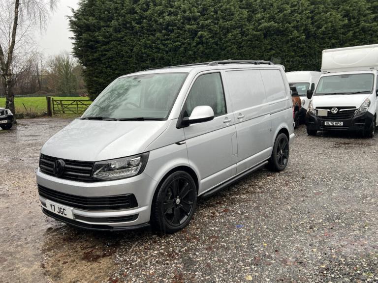 2015 Volkswagen Transporter T28 Trendline TDI BlueMotion Technology Panel van Diesel Manual