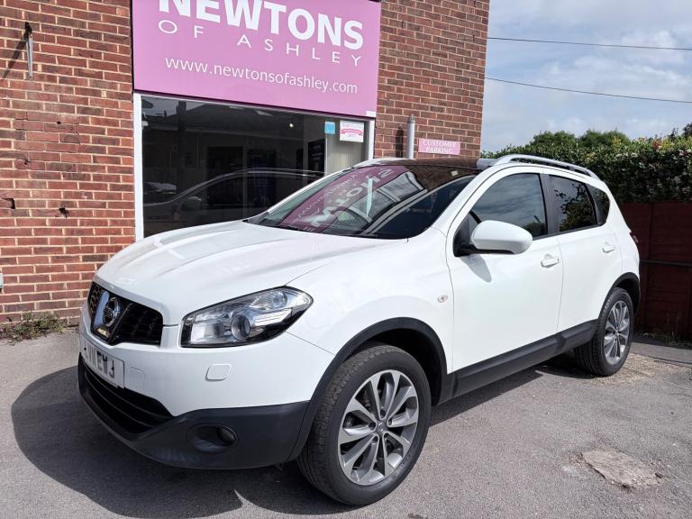 2011 Nissan Qashqai 1.6 Tekna SUV 5dr Petrol Manual 2WD Euro 5 (117 ps) Petrol