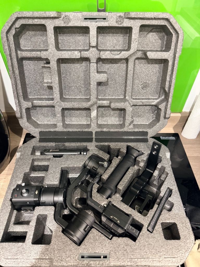 DJI Ronin-S Gimbal Stabilizer