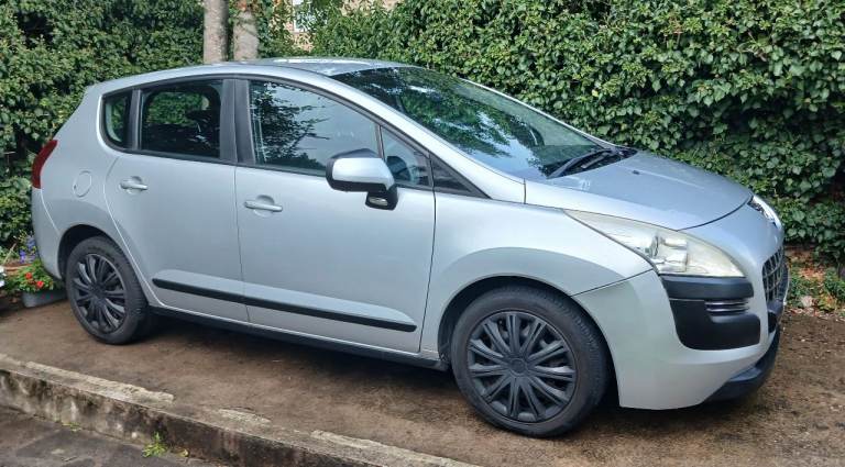 2011 Peugeot 3008 Petrol Excellent Condition