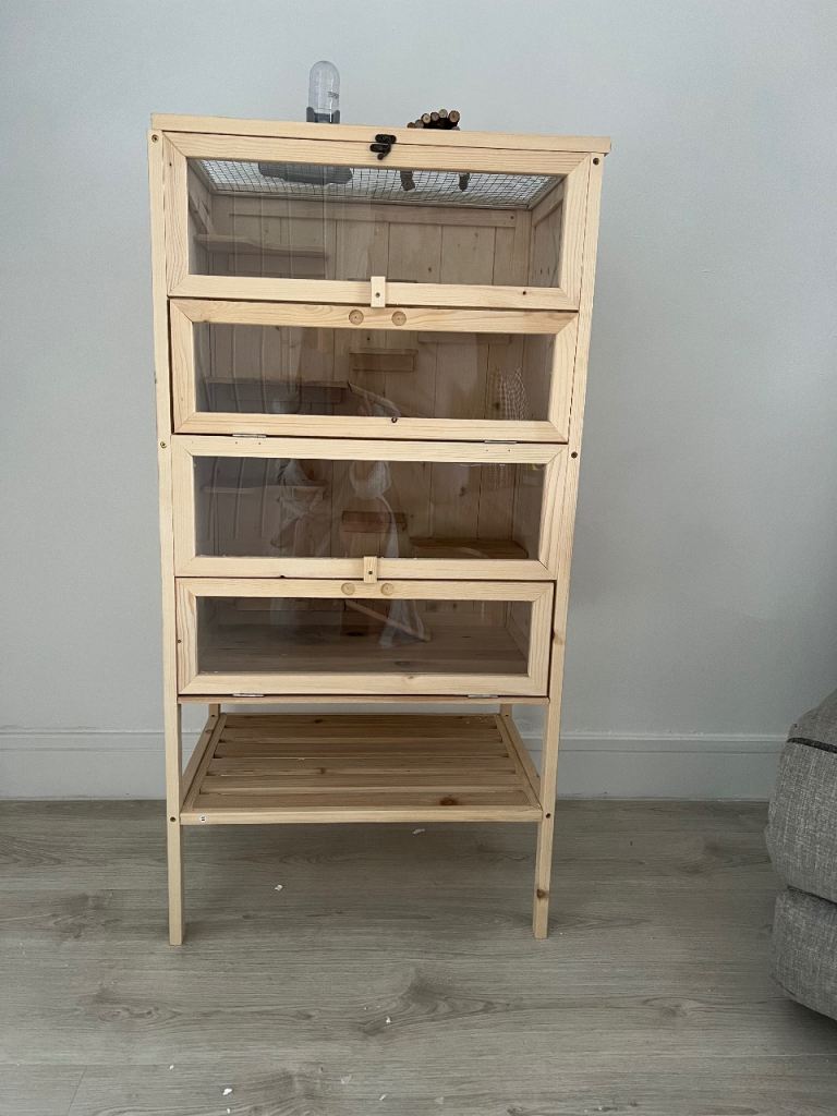 Hamster enclosure 