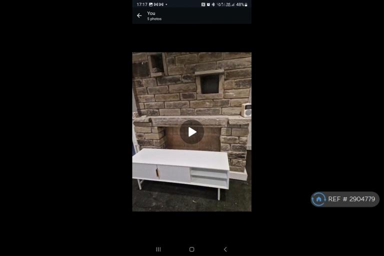 1 bedroom flat in Huddersfield Rd, Oldham, OL4 (1 bed) (#2904779)
