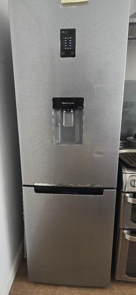 Large fridge freezer 