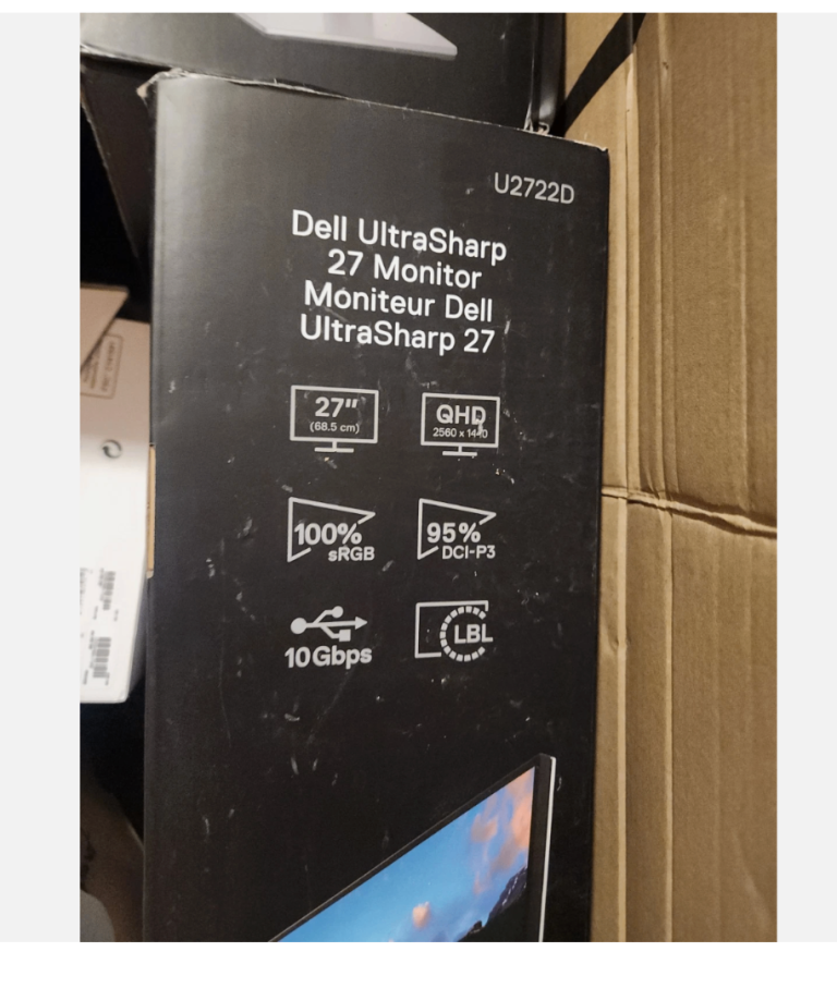 Dell UltraSharp U2722D 27" LCD Monitor - Silver