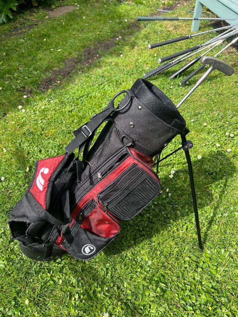 Junior golf stand bag
