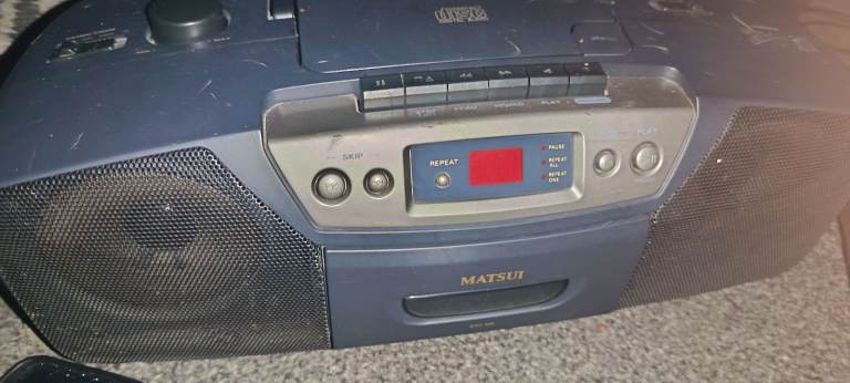 Matsui CD/Cassette Stereo System – Good Working Order