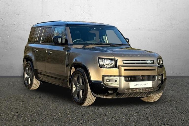 LAND ROVER DEFENDER 3.0 D350 X-Dynamic HSE 110 5dr Auto [7 Seat]