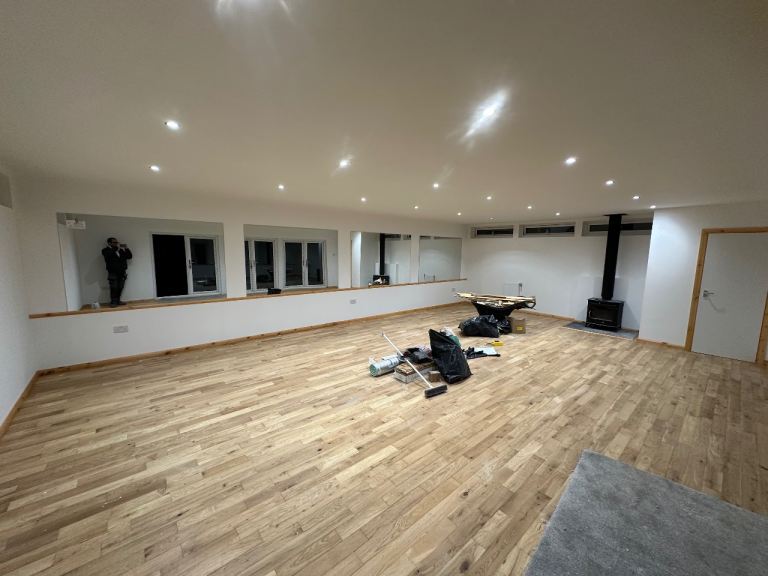 Plastering, Painting & Flooring – Interior & Full Renovation