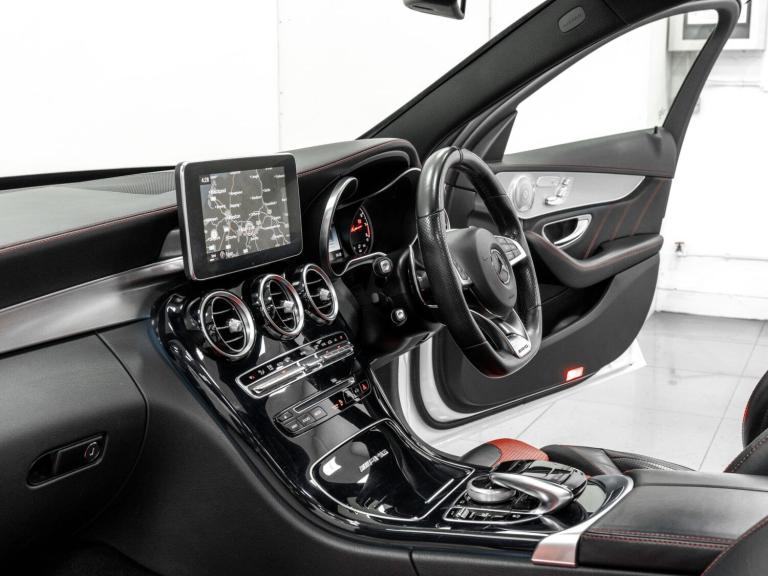 2015 Mercedes-Benz C Class 4.0 C63 V8 BiTurbo AMG (Premium) SpdS MCT Euro 6 (s/s) 4dr SALOON Petr...